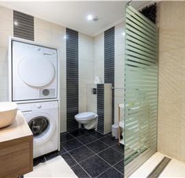 Luxury 5 Bedroom Beachfront Villa near Dubrovnik, Sleeps 11-12